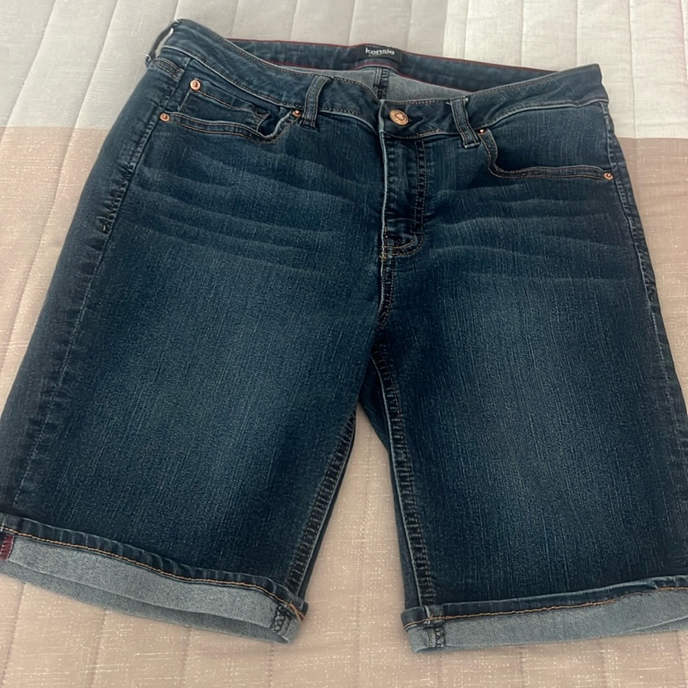 (Kensie) Kensie cuffed denim stretch, jeans shorts 99% cotton, 1% spandex